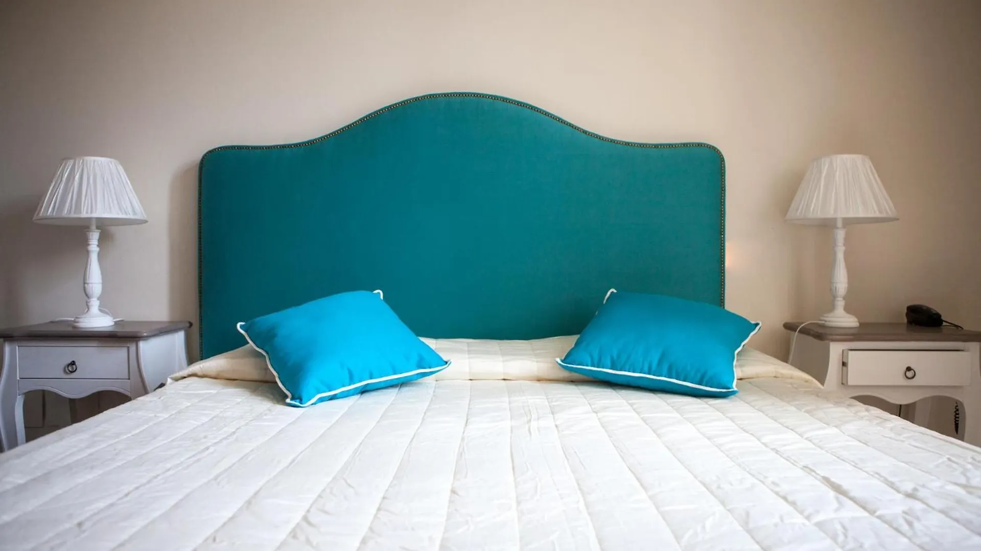 Villa Liberty Al Mare Marina di Massa 0*,  İtalya