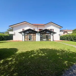 Villa Villino Cocca, Marina di Massa
