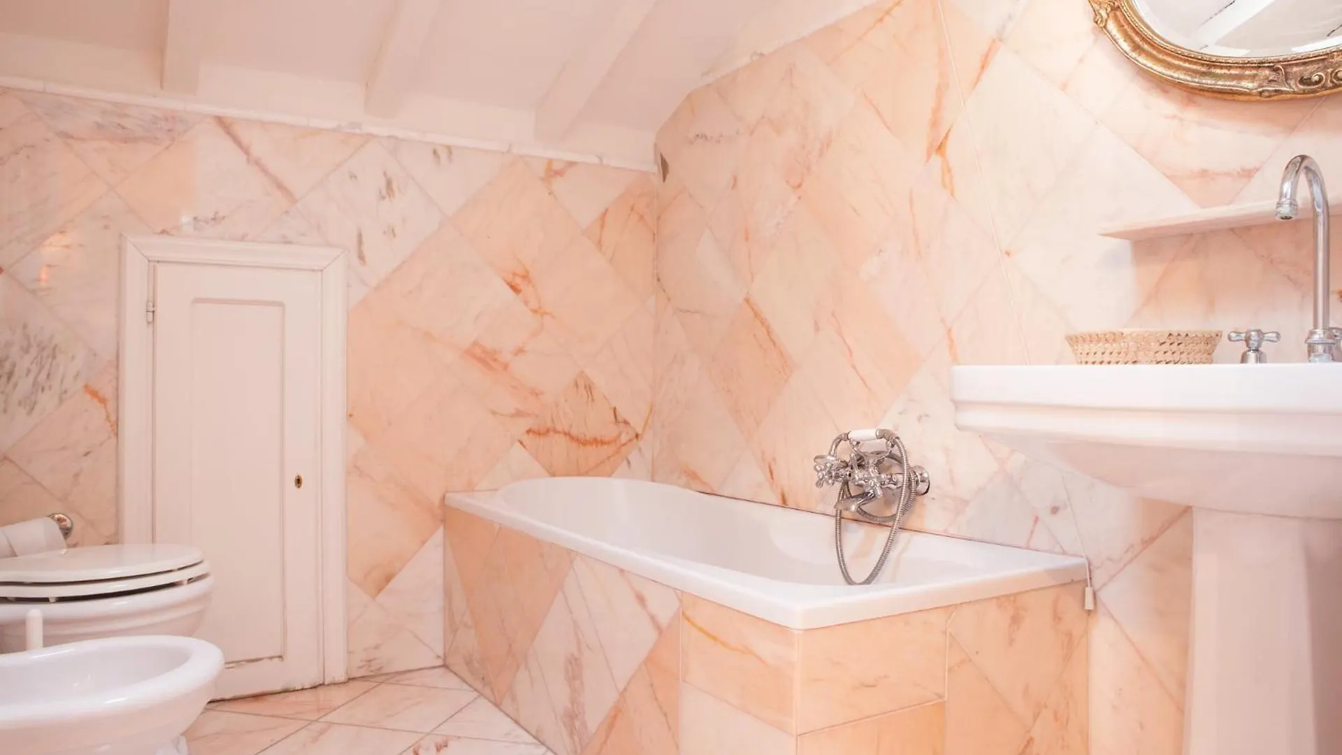 Prázdninový dům Villa Liberty Al Mare Marina di Massa Itálie